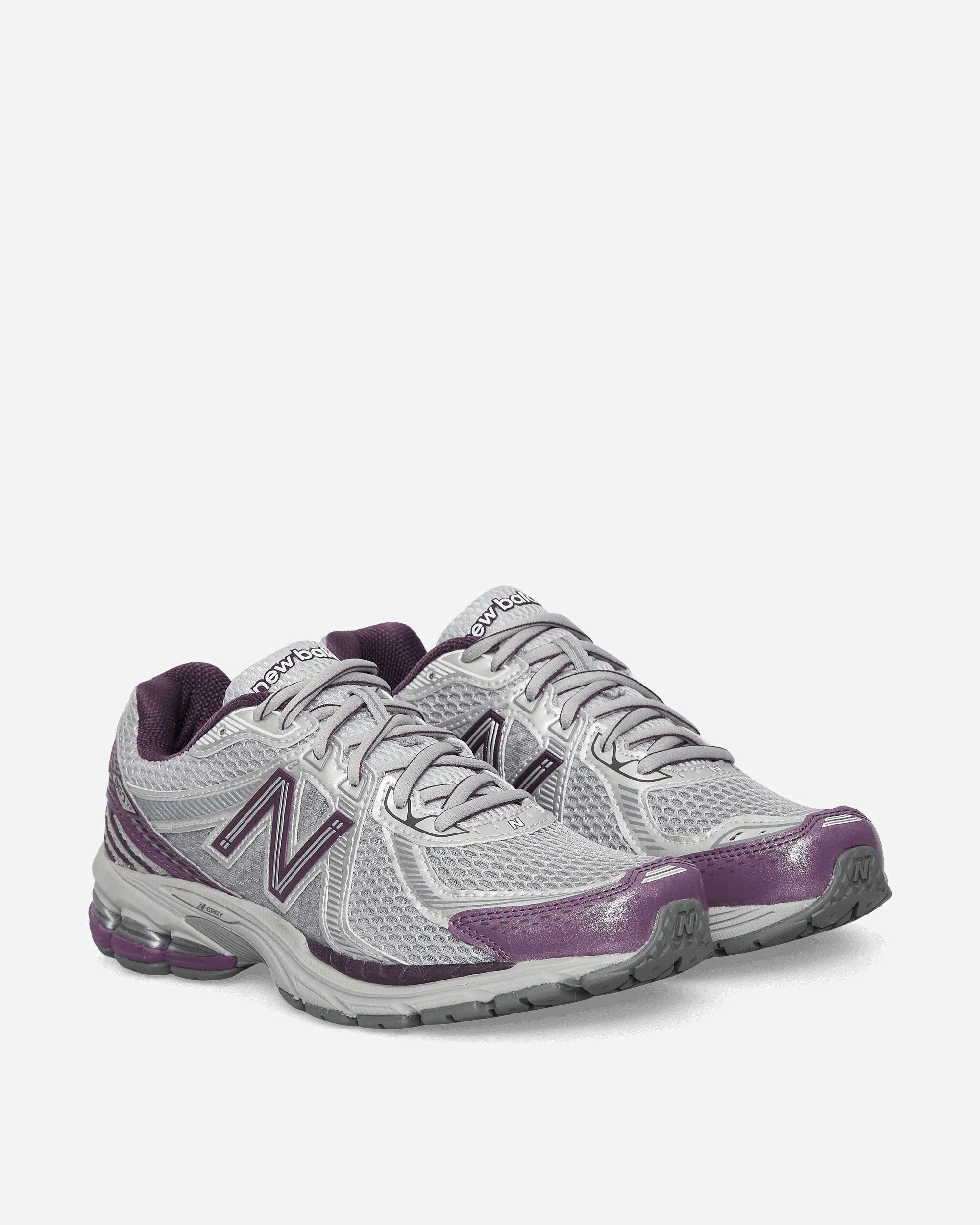 860v2 Sneakers Regenwolke / Silber Metallic / Staubiger Lila
