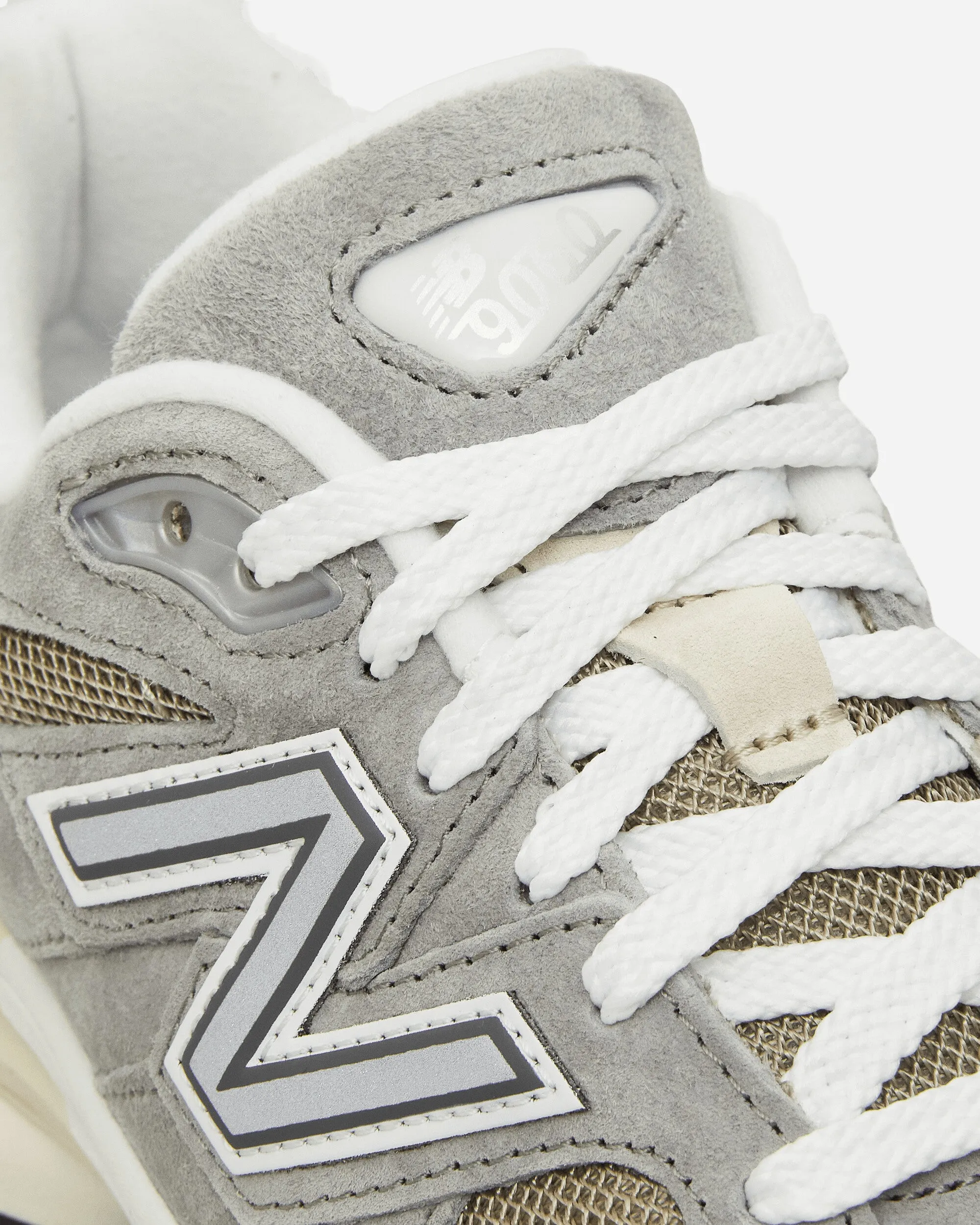 9060 Sneakers Schiefergrau / Trockenstein / Timberwolf