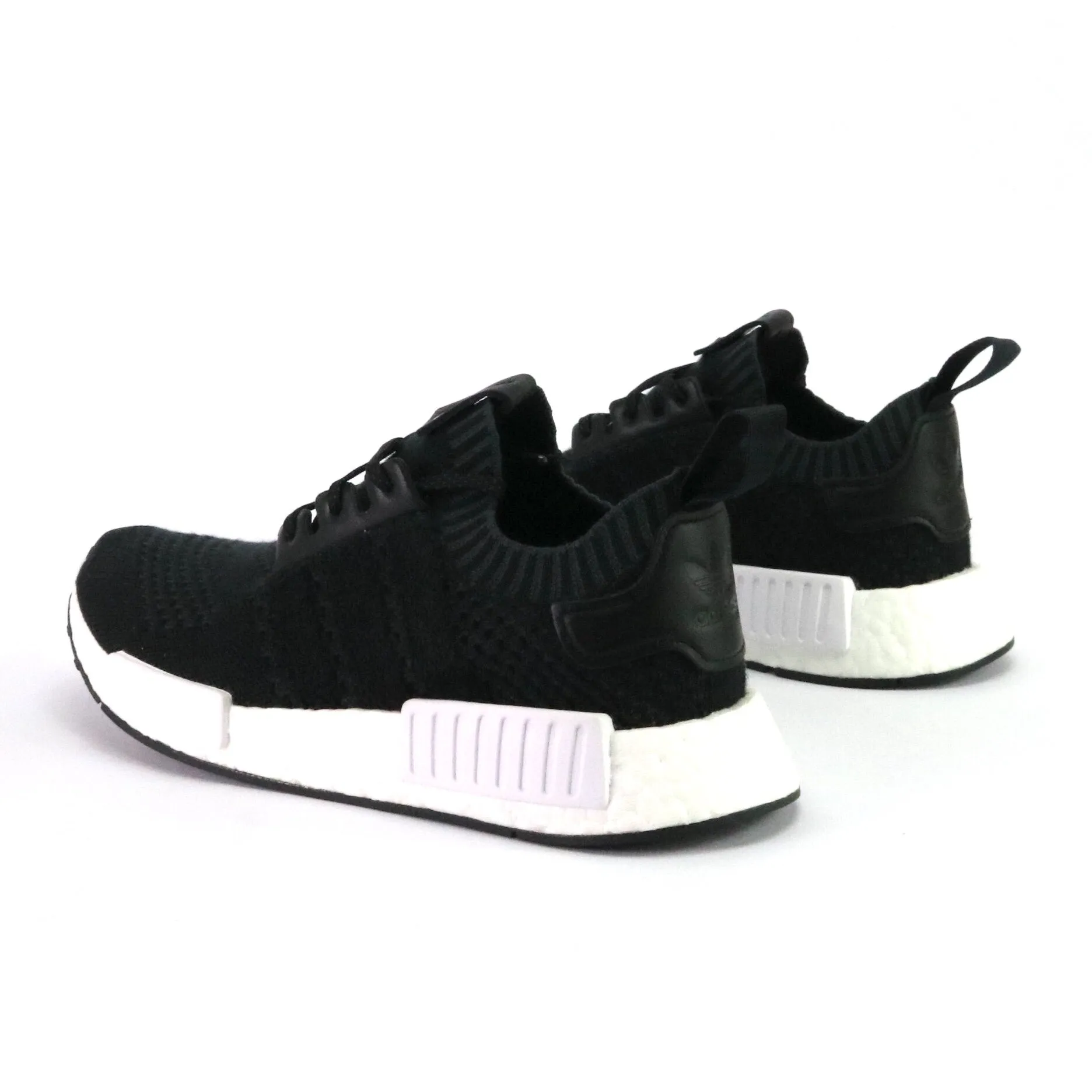 Adidas NMD R1 A Ma Maniere x Invincible Kaschmir Wolle Adidas Sneakers