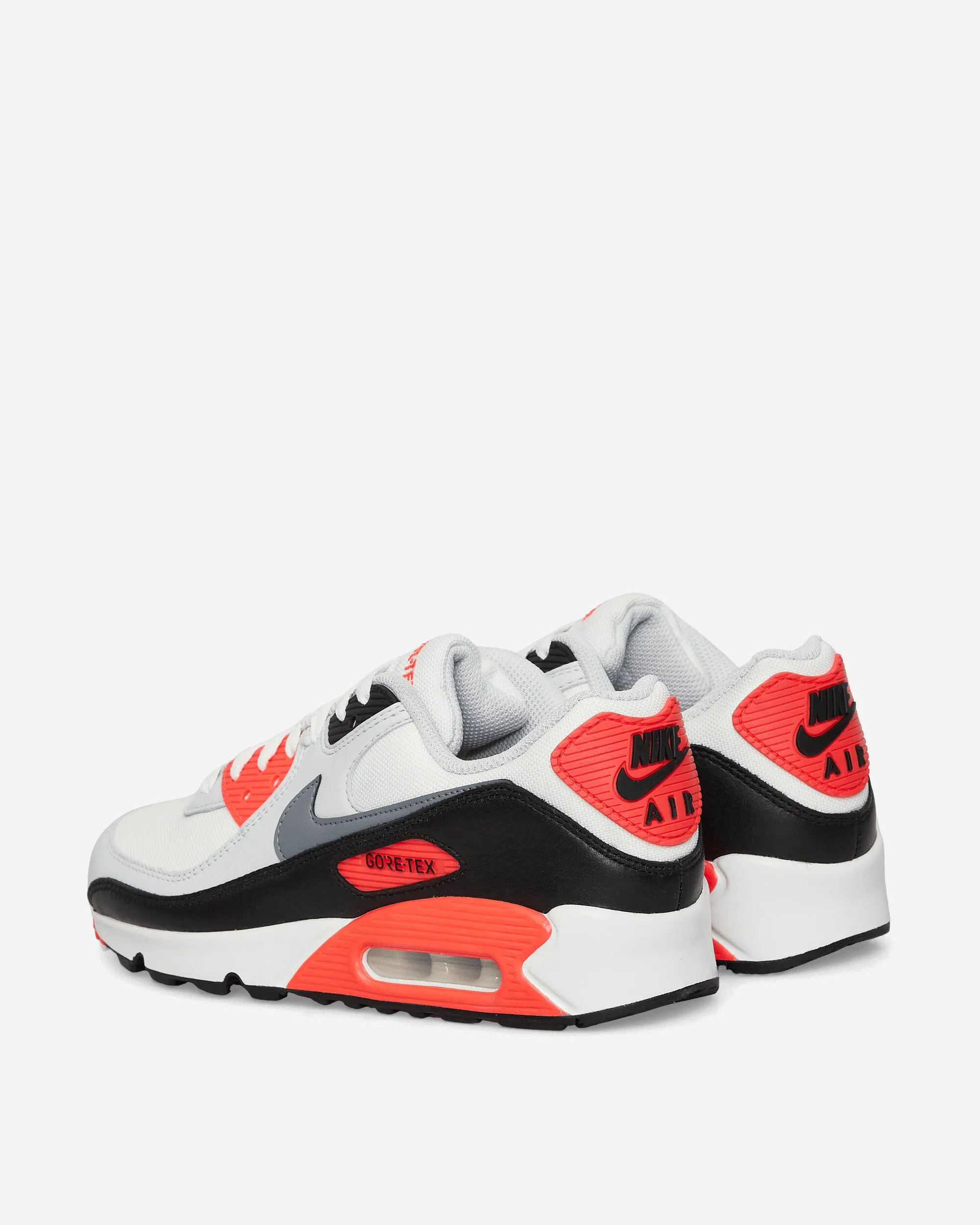 Air Max 90 GORE-TEX Sneakers Summit Weiß / Leuchtendes Karmesinrot / Schwarz / Kühles Grau