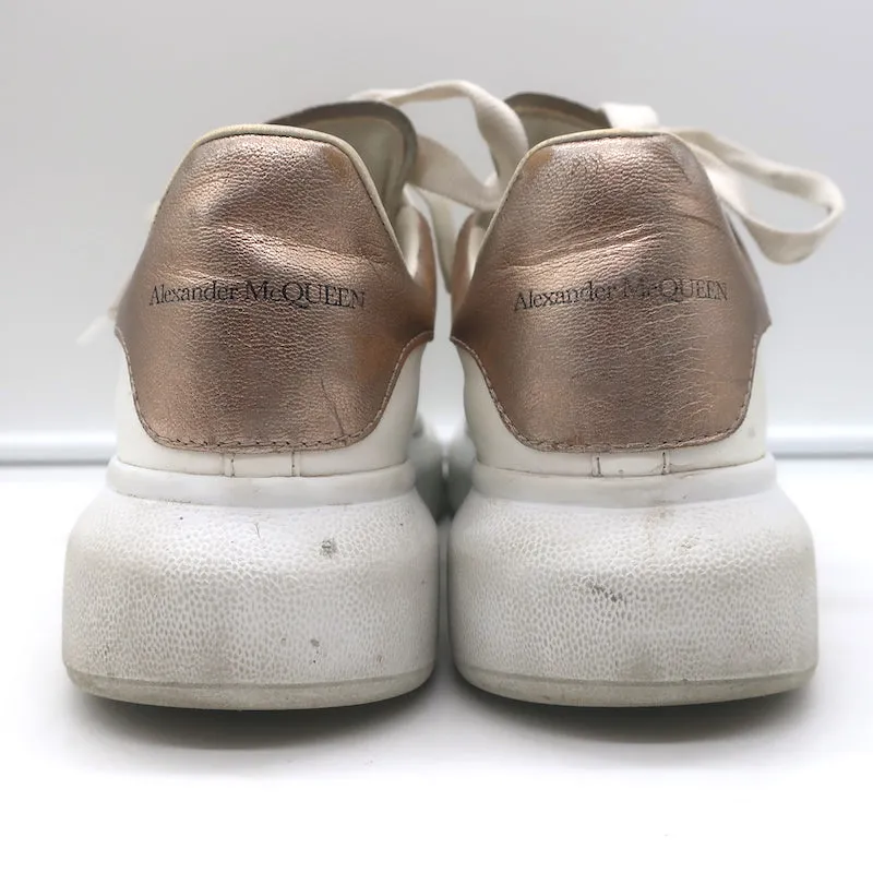 Alexander McQueen Übergroße Sneakers Weiß & Roségold Metallic Leder Größe 37