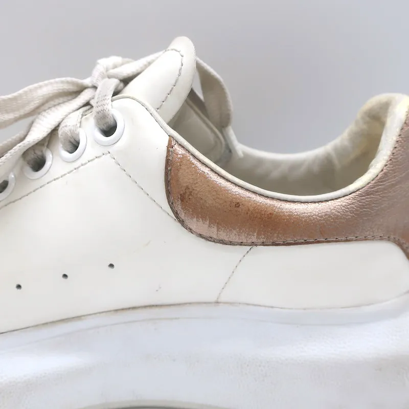 Alexander McQueen Übergroße Sneakers Weiß & Roségold Metallic Leder Größe 37
