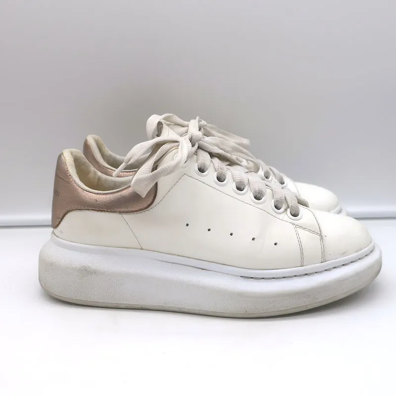 Alexander McQueen Übergroße Sneakers Weiß & Roségold Metallic Leder Größe 37