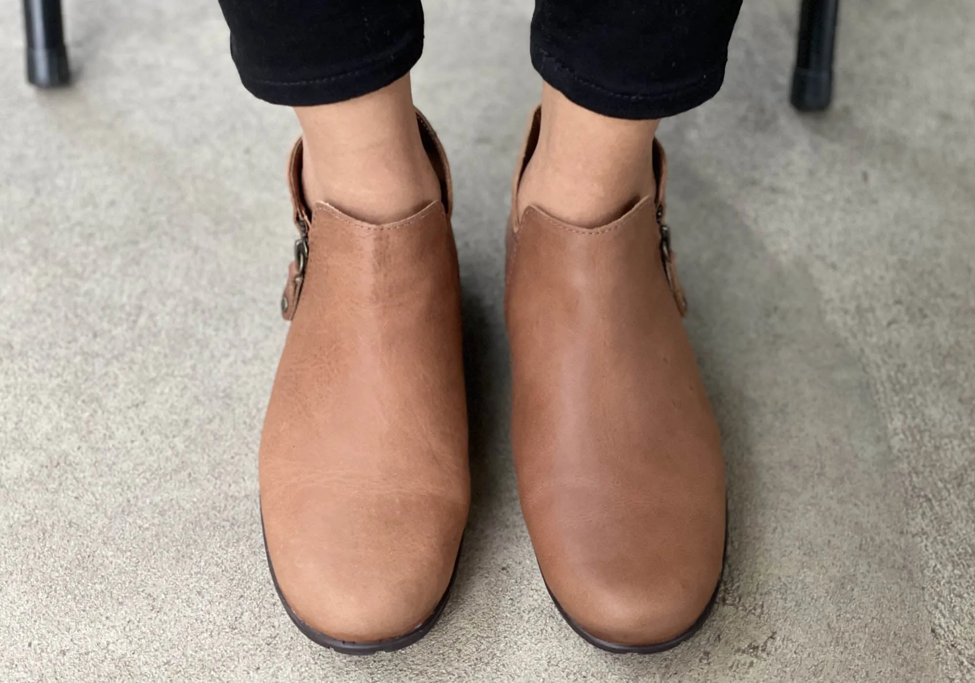 Andacco Central Damen Leder Bequeme Knöchelstiefel Hergestellt In Brasilien Andacco Schuhe