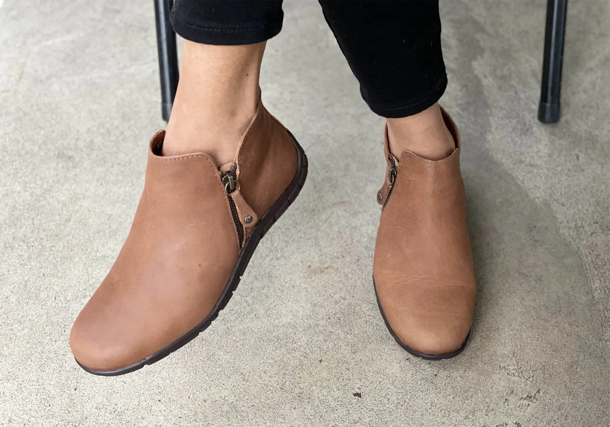 Andacco Central Damen Leder Bequeme Knöchelstiefel Hergestellt In Brasilien Andacco Schuhe