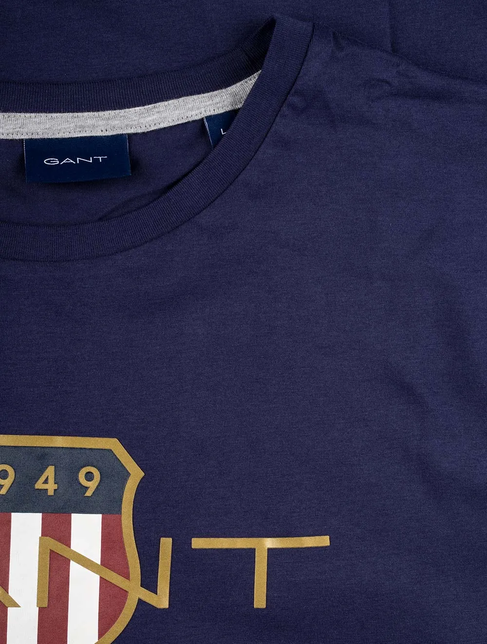 Archive Shield T-Shirt Abendblau
