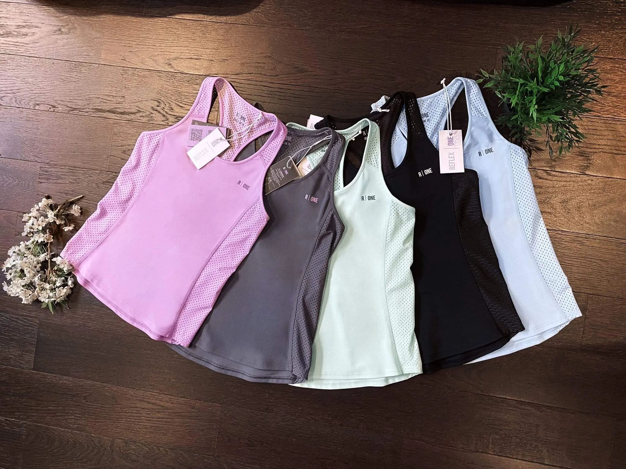 B-Confident Sportweste aus recyceltem Material | Nebelgrün