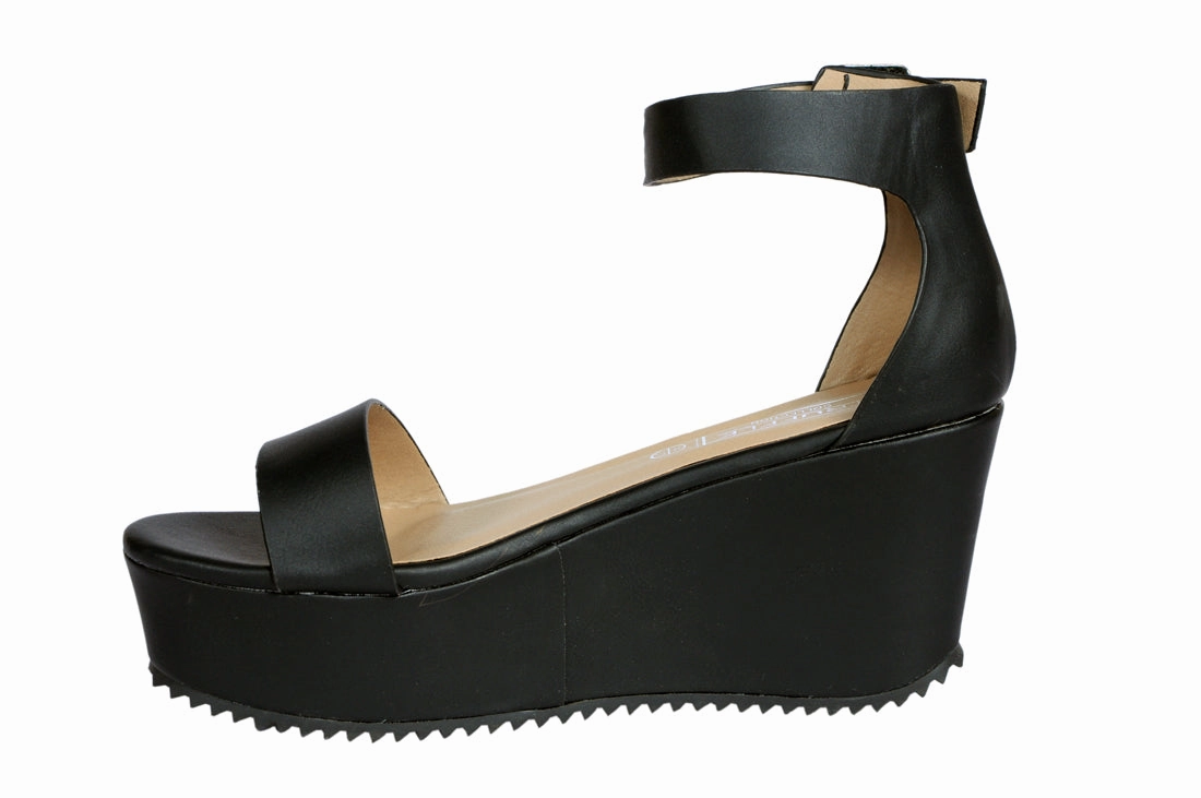 Black Wedges