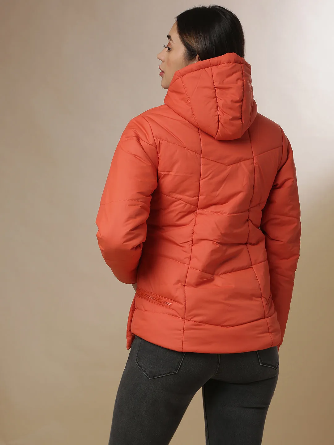Campus Sutra Damen Solide Stilvolle Casual Bomberjacke