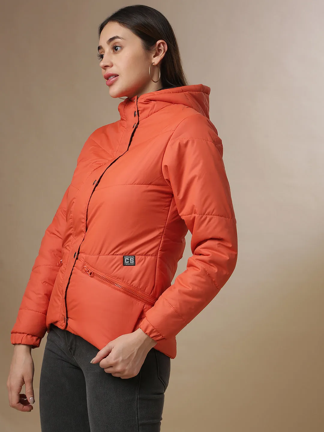 Campus Sutra Damen Solide Stilvolle Casual Bomberjacke
