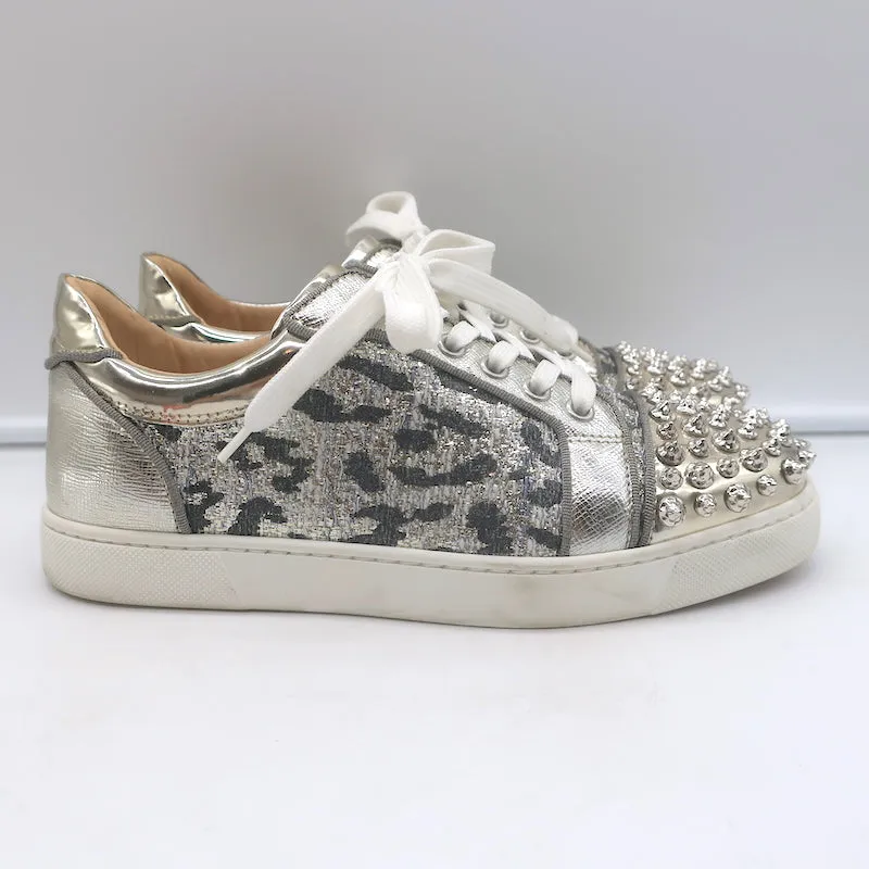 Christian Louboutin Vieira Spike Sneakers Gold Metallic Leopard Print Größe 37.5