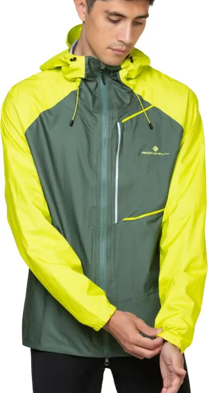 Bekleidung Ronhill Herren Ronhill Tech Fortify Laufjacke für Herren - Grün