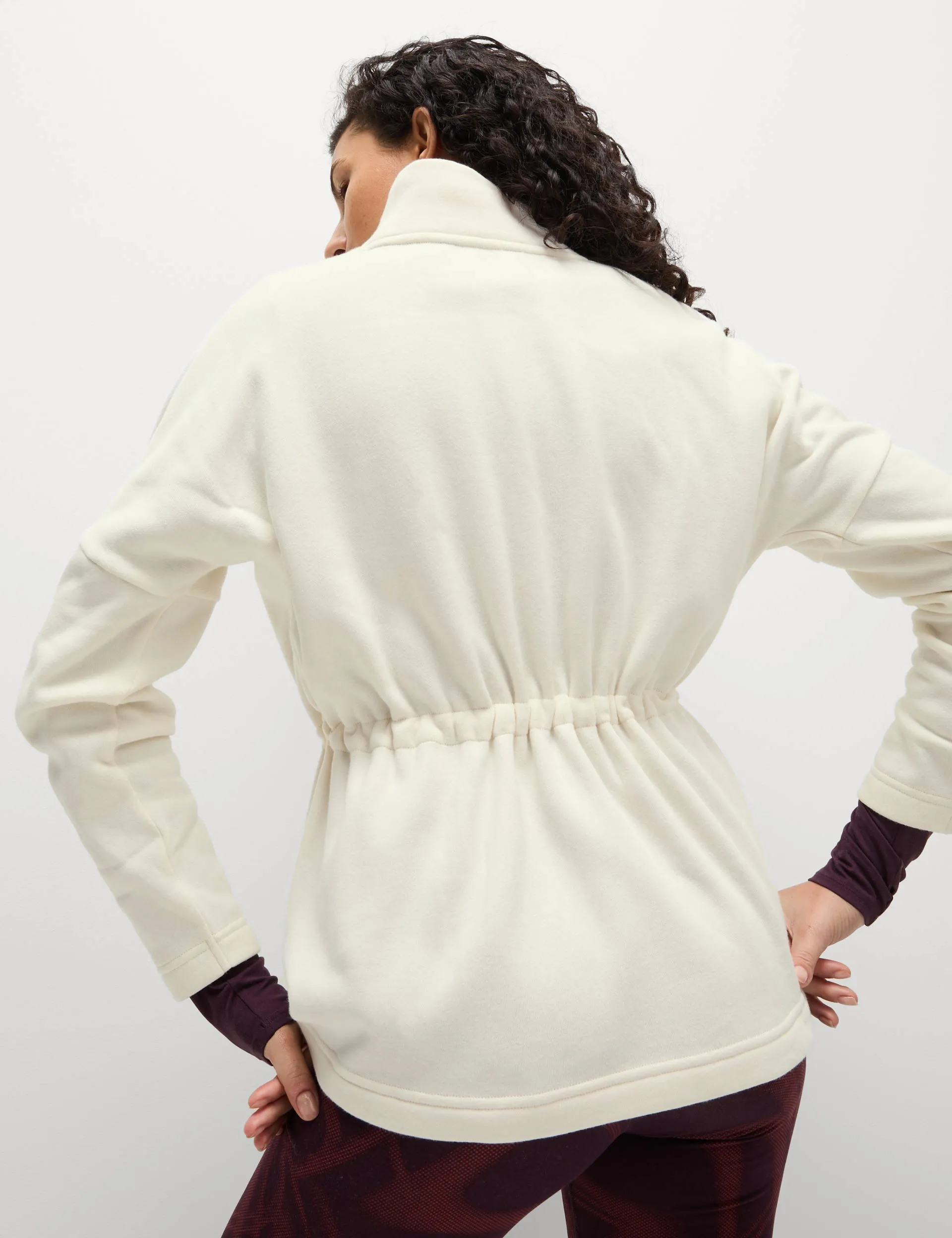 Baumwollreicher, gebürsteter Sweatshirt mit Trichterausschnitt - Elfenbein