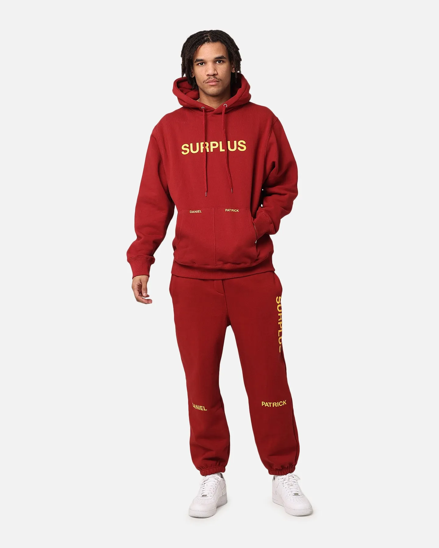 Daniel Patrick Surplus Logo Hoodie Kastanienbraun/Gelb