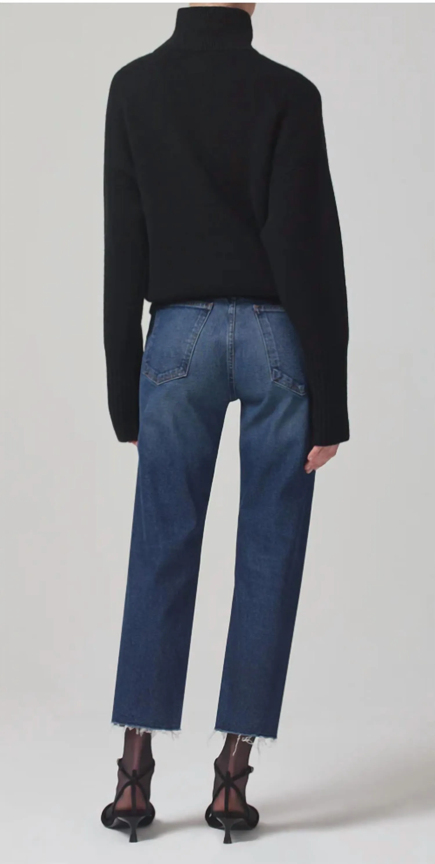 Daphne Crop High Rise Stovepipe