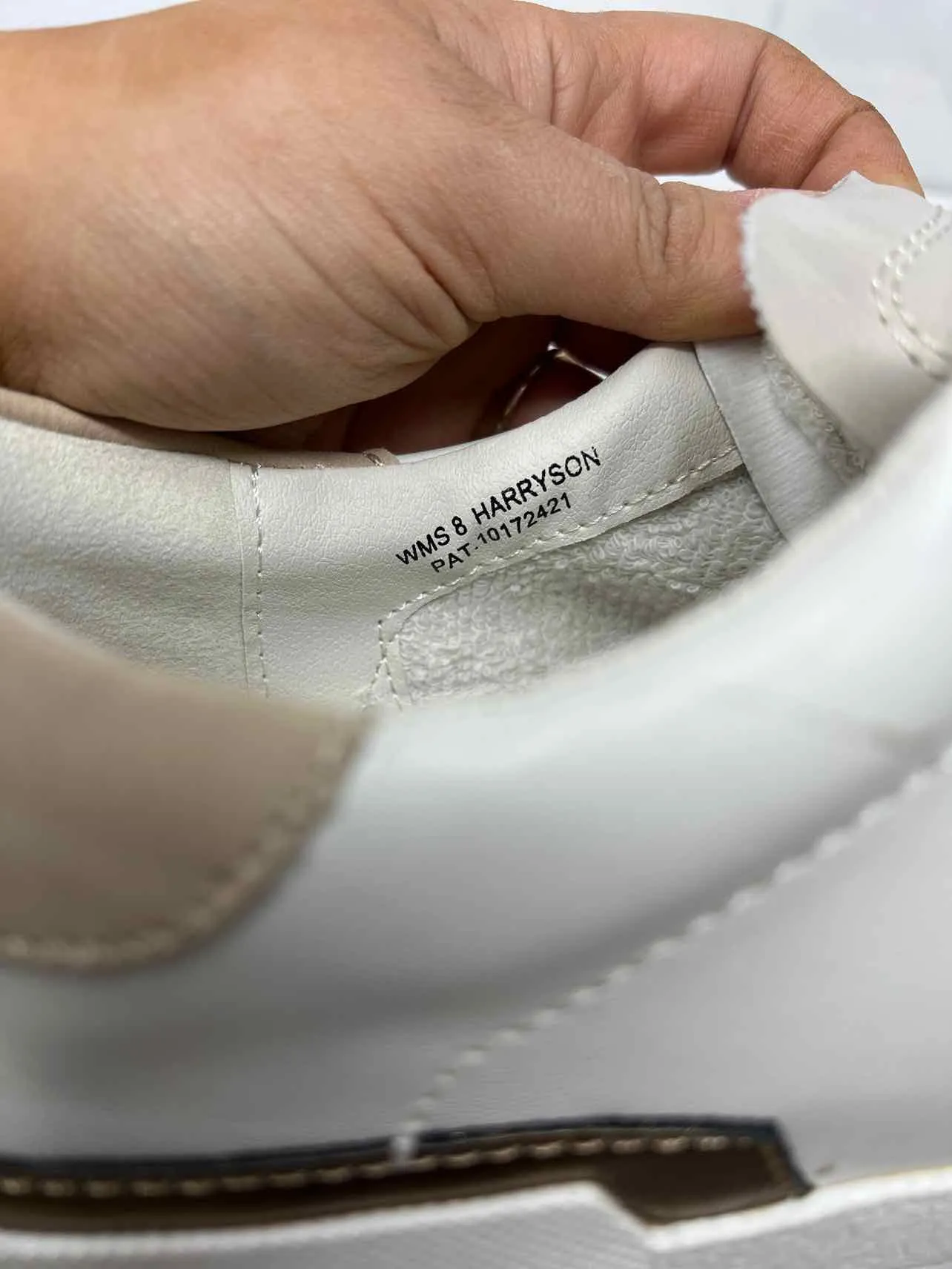 Dolce Vita Größe 8 Weiß/Braun/Gold Farbblock Metallisch Schuhe Sneaker