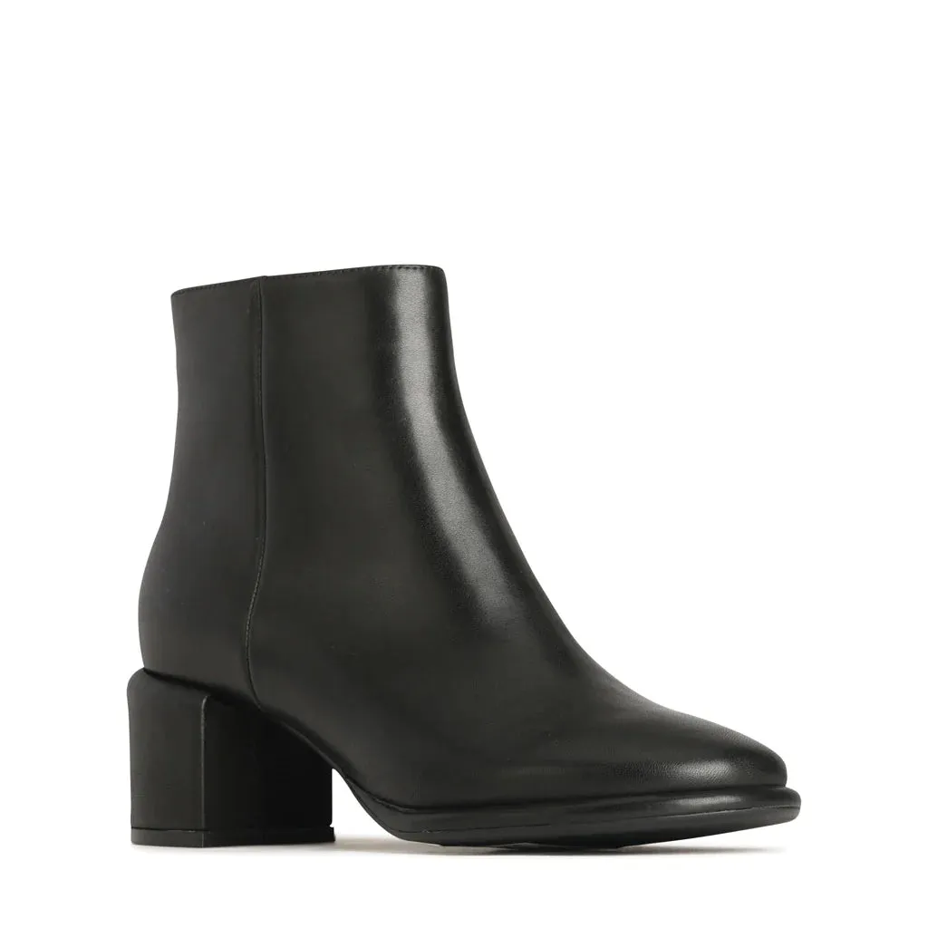 EOS Darcellion Schwarze Knöchelstiefel Schuhe_Eos