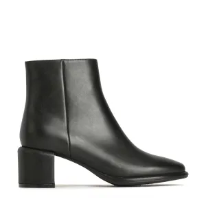 EOS Darcellion Schwarze Knöchelstiefel Schuhe_Eos
