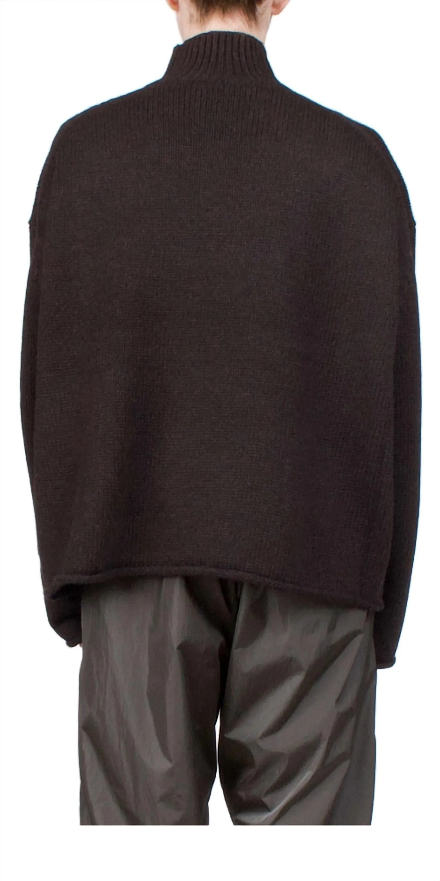 Alltäglicher Mockneck-Pullover in Ebenholz