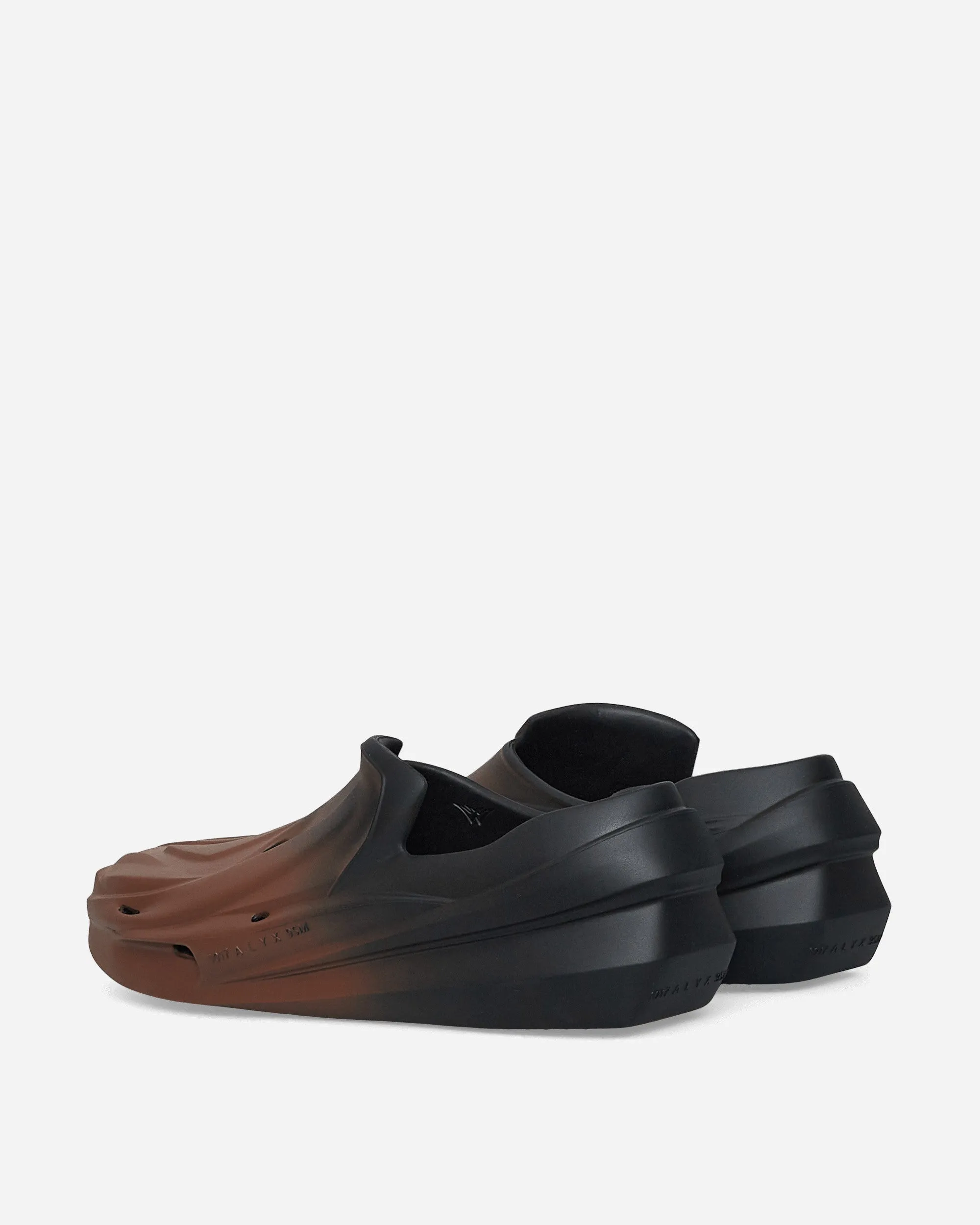 Exclusive Mono Slip On Braun