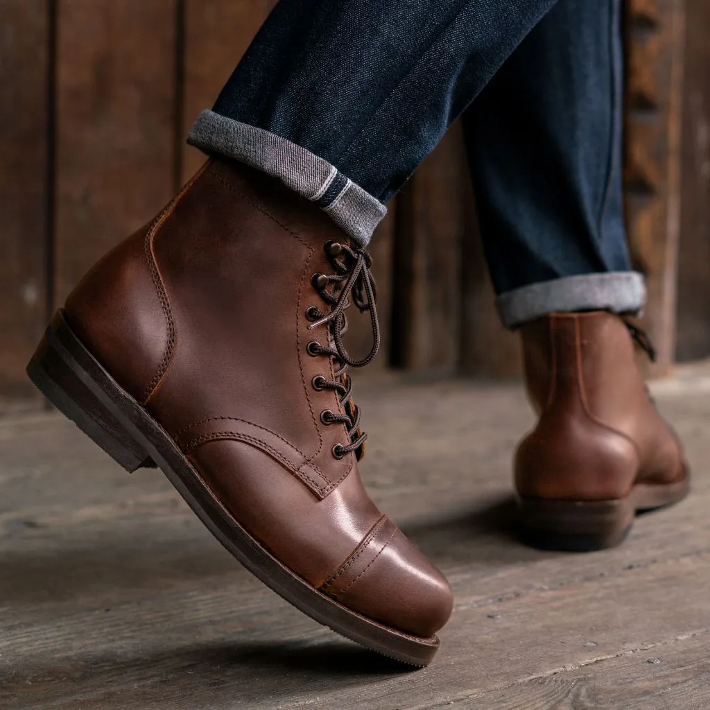 Heritage Captain | Rustikales Braun