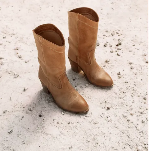 Ivylee Silja Beige Leder - LETZTES PAAR Größe 38 Schuhe_Ivy-Lee