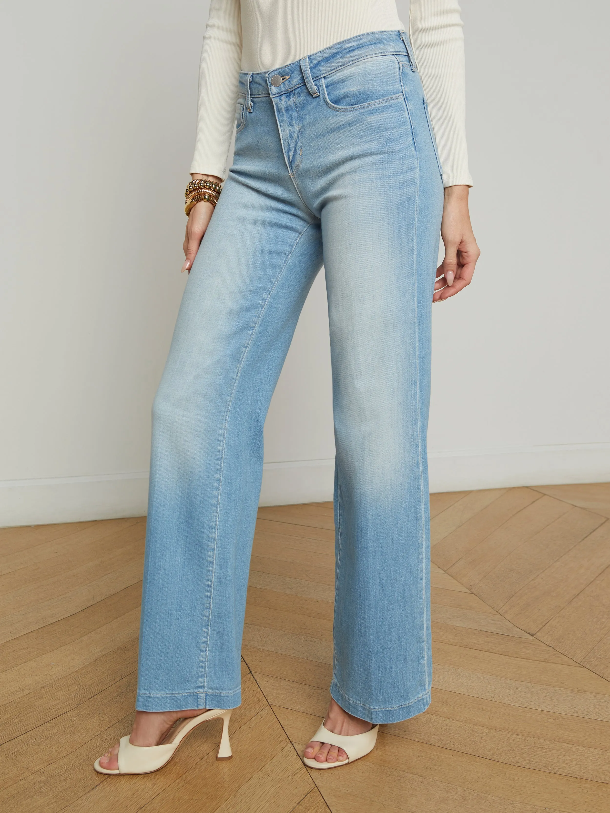 Joanne Low-Rise Weitbeinjeans