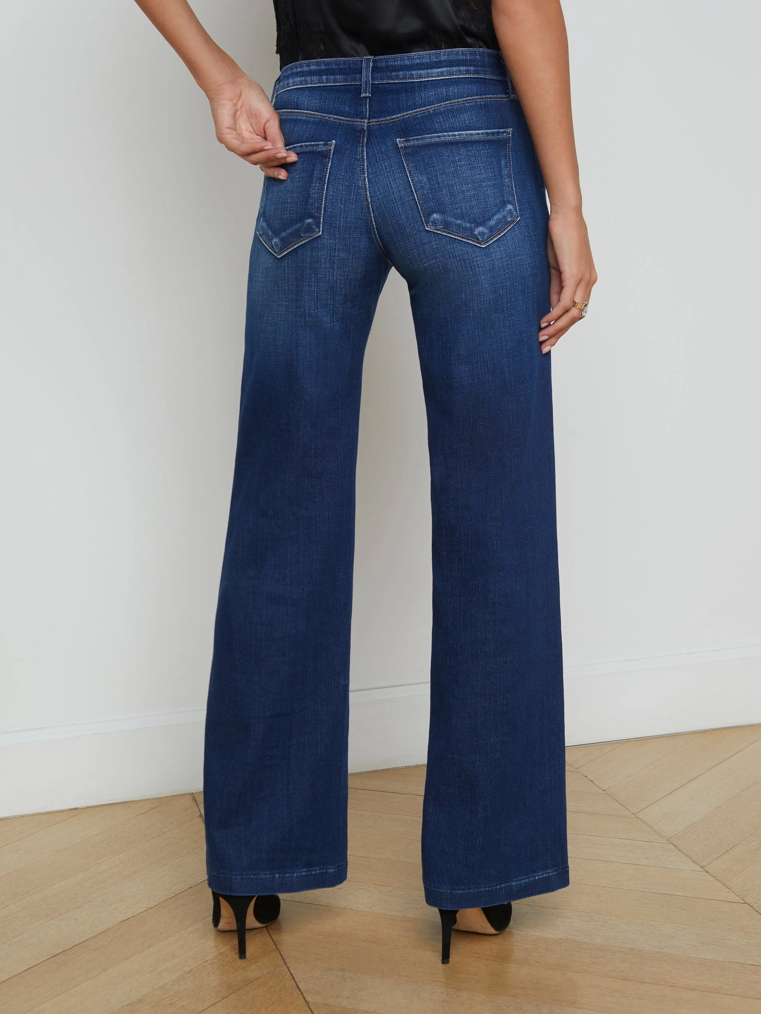 Joanne Low-Rise Weitbeinjeans