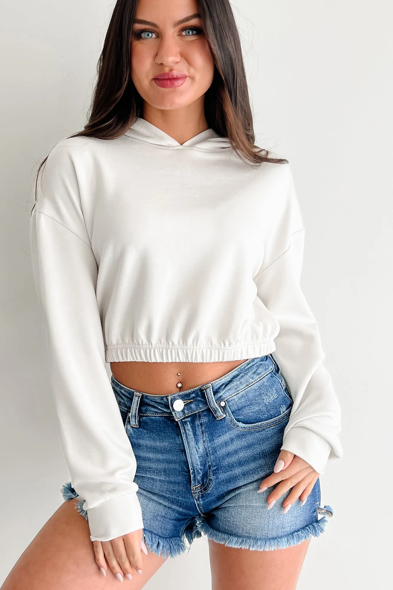 Living In Peace Cropped Hoodie (Kreide)