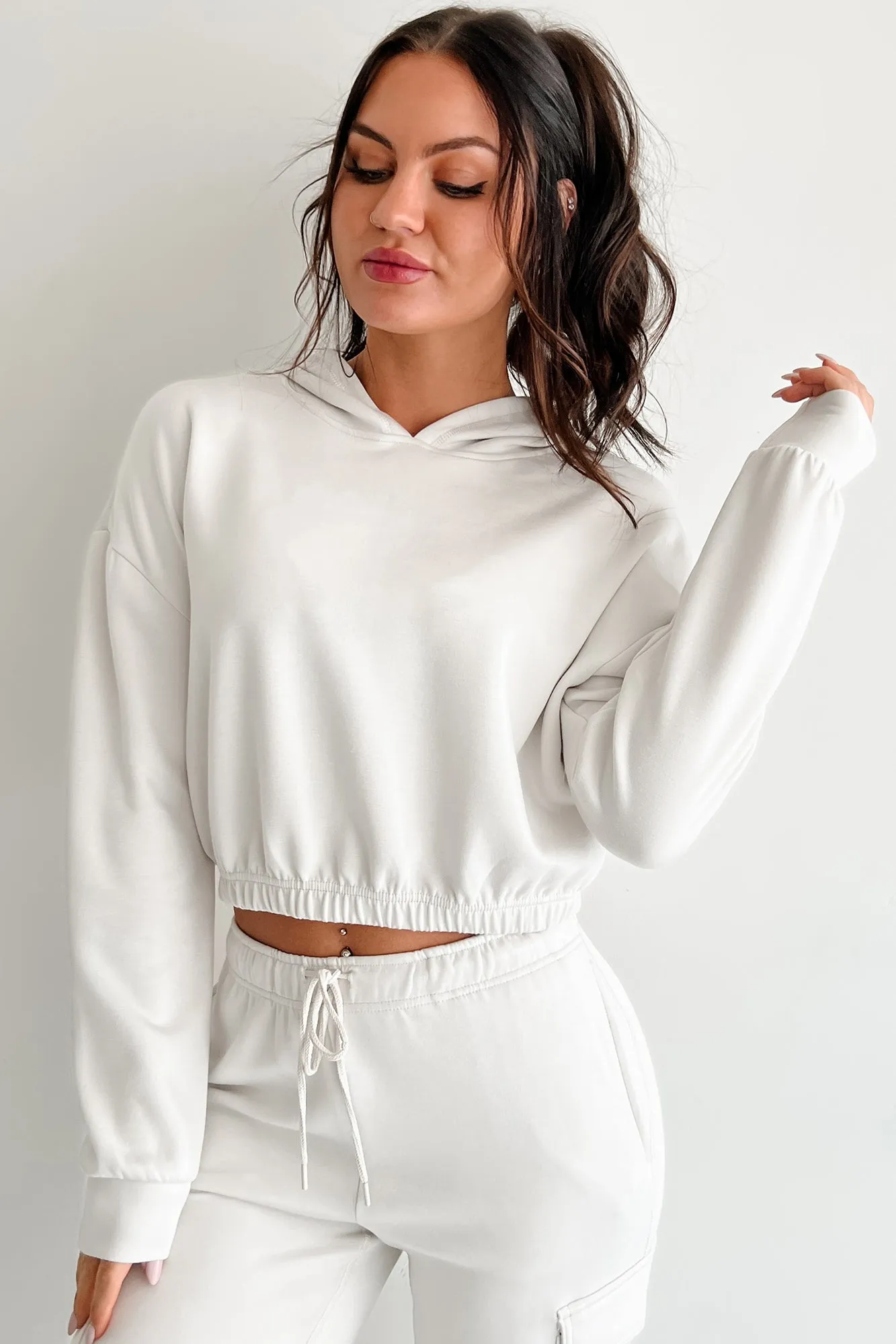 Living In Peace Cropped Hoodie (Kreide)