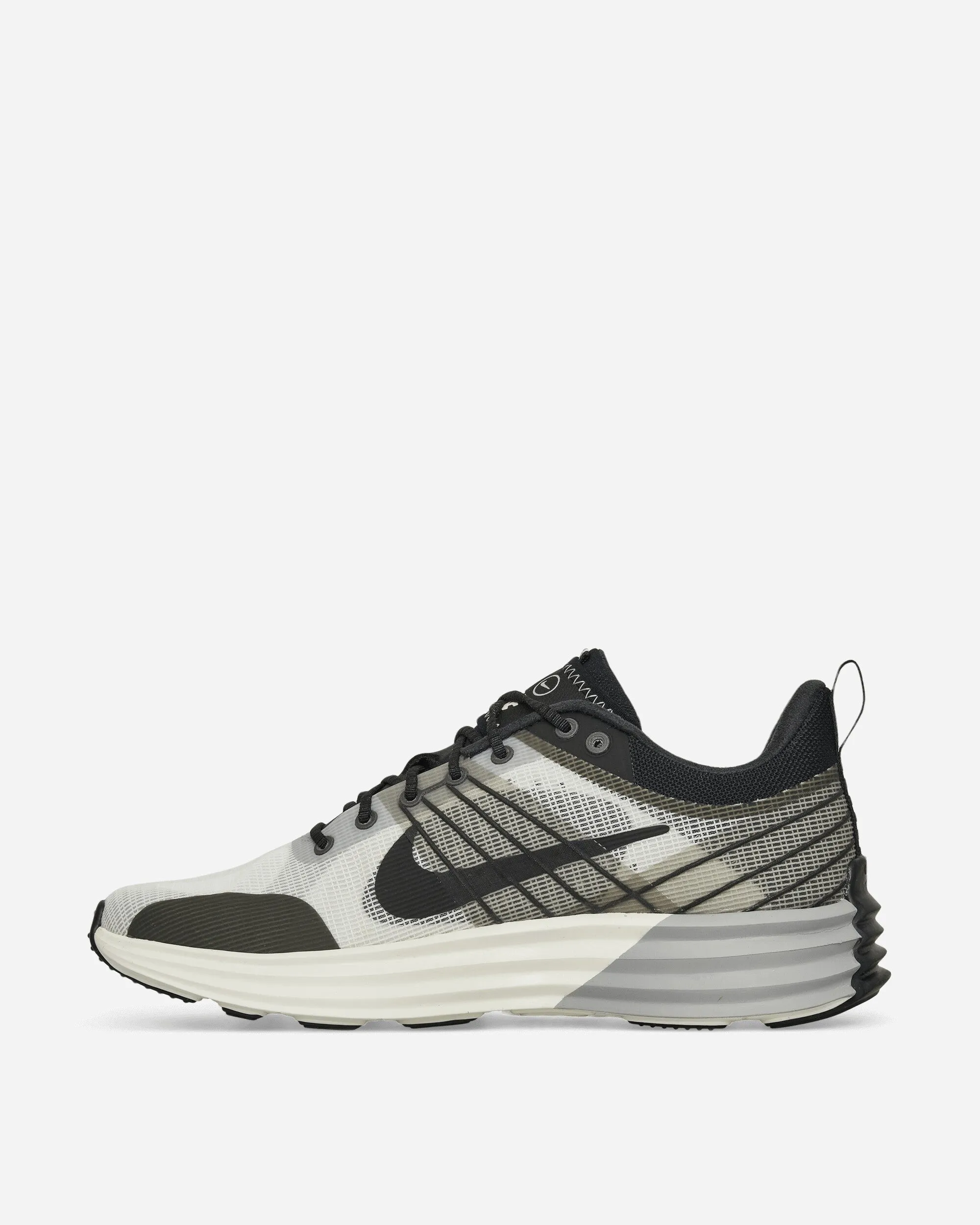 Lunar Roam Sneakers Gipfelweiß / Hellrauchgrau / Schwarz