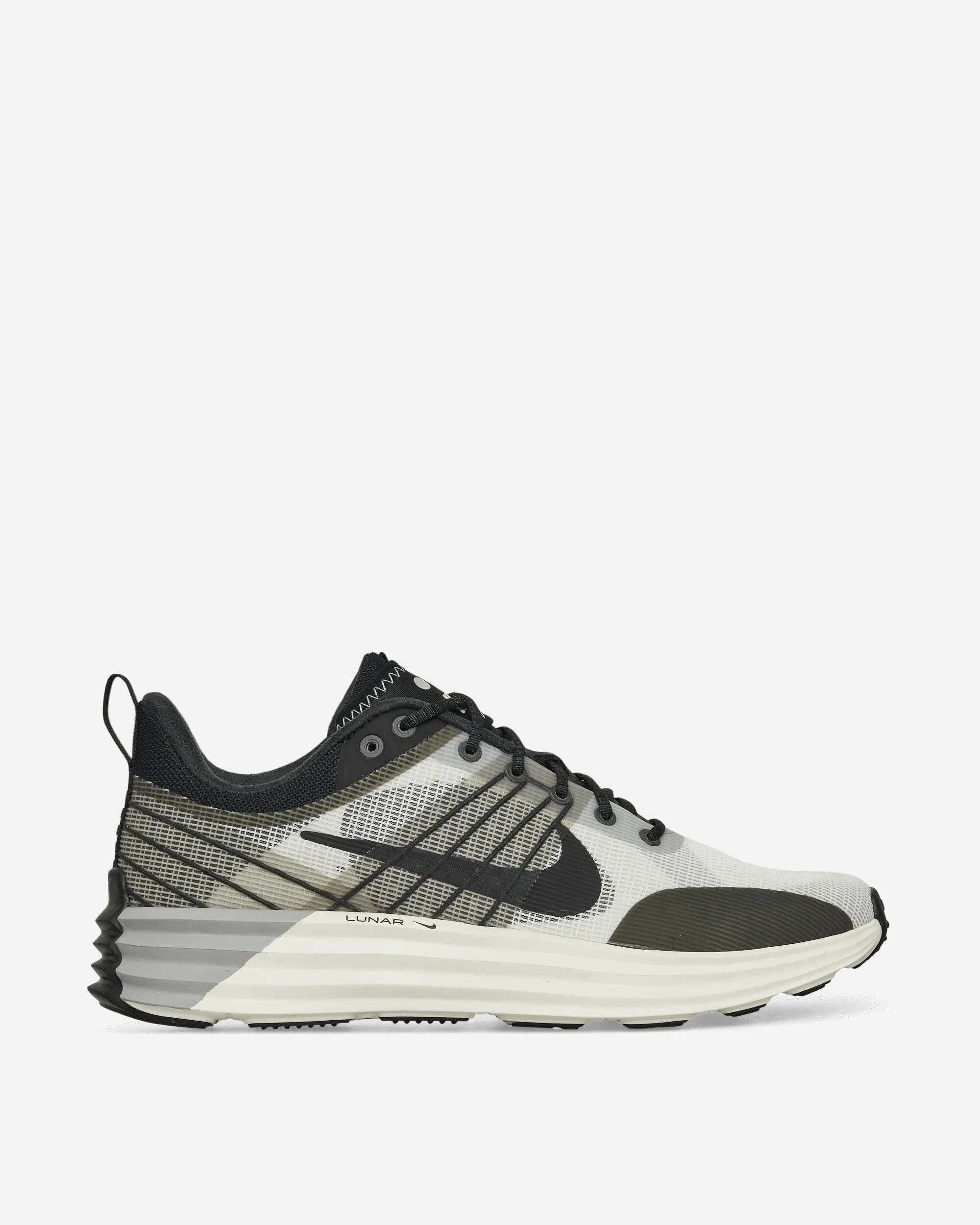 Lunar Roam Sneakers Gipfelweiß / Hellrauchgrau / Schwarz