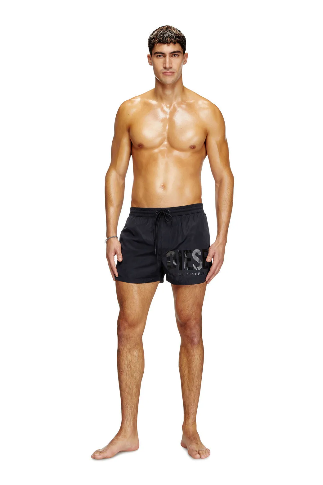 Mario-34-D-Core Badeshorts mit Logo-Print Schwarz