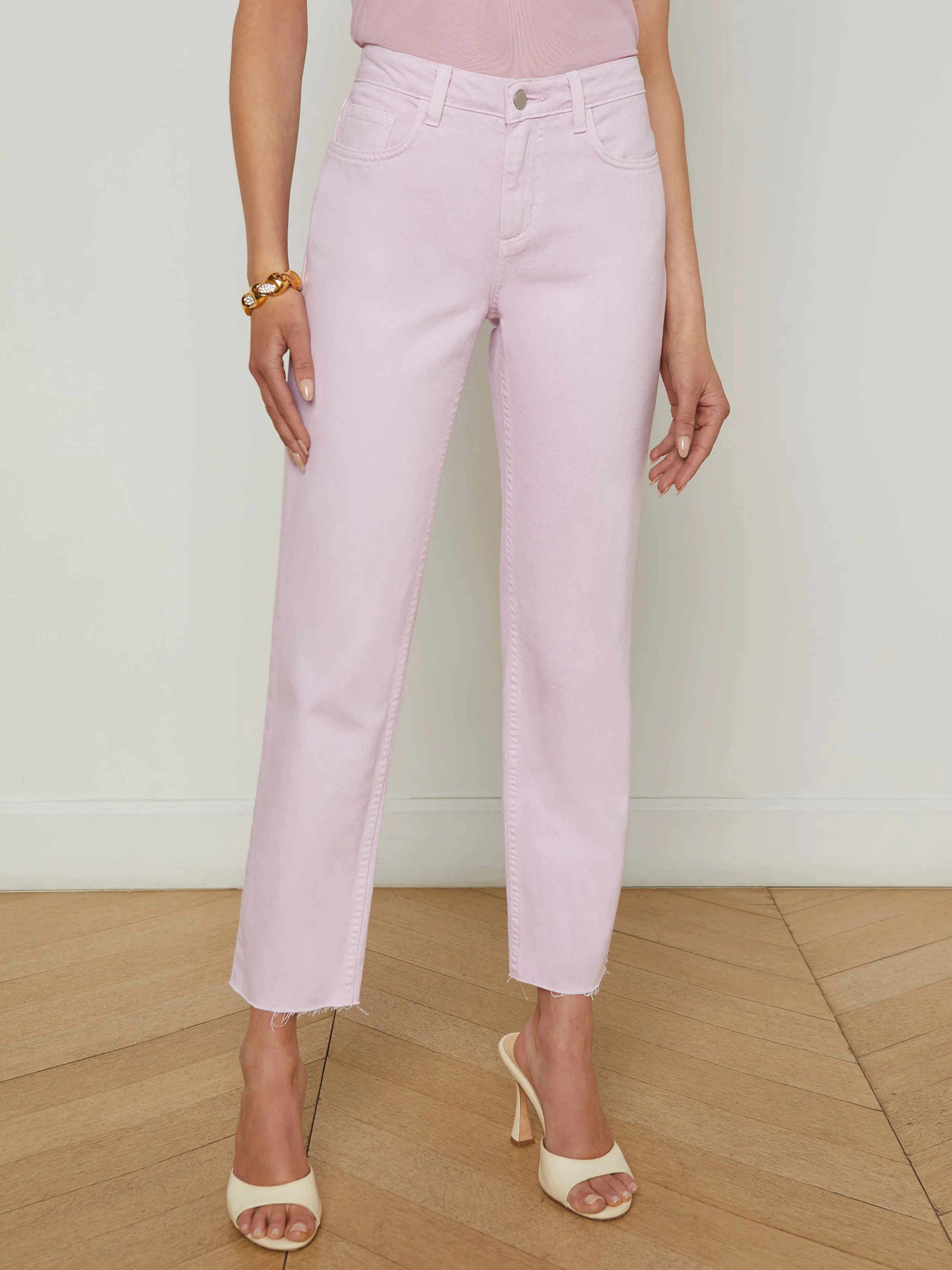 Milana Schlaffer Schornstein-Jeans
