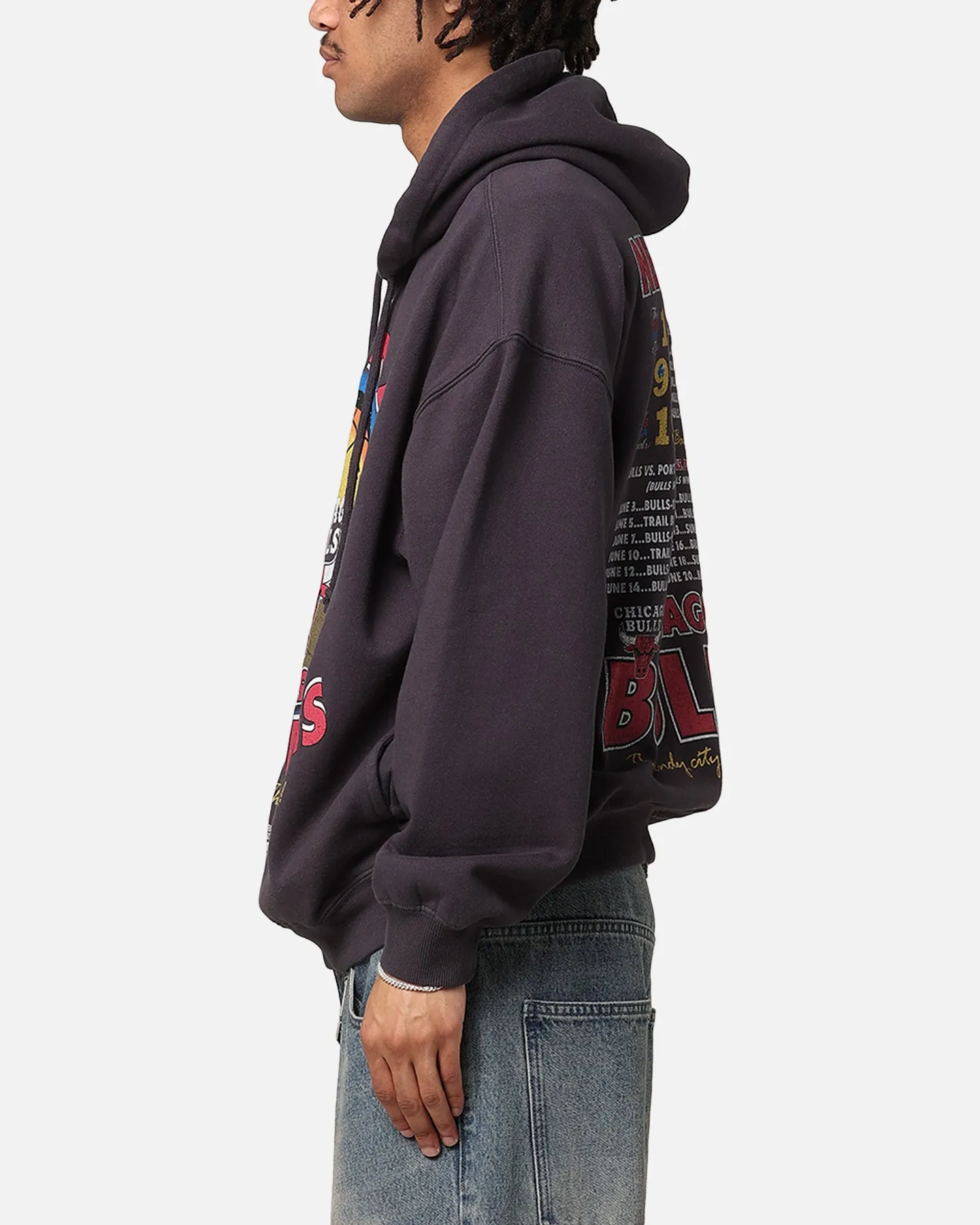 Mitchell & Ness Chicago Bulls Finals Champion Hoodie Overdyed Schwarz
