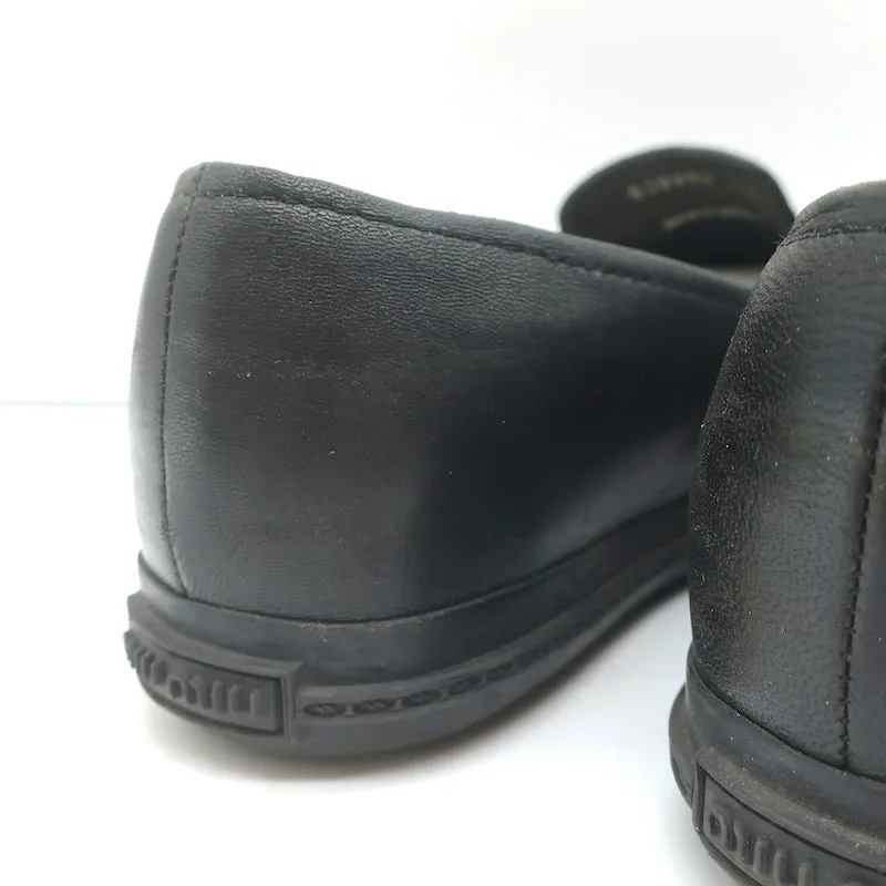 Miu Miu Slip-On Sneakers mit Kristall-Cap-Toe in schwarzem Leder Größe 37,5