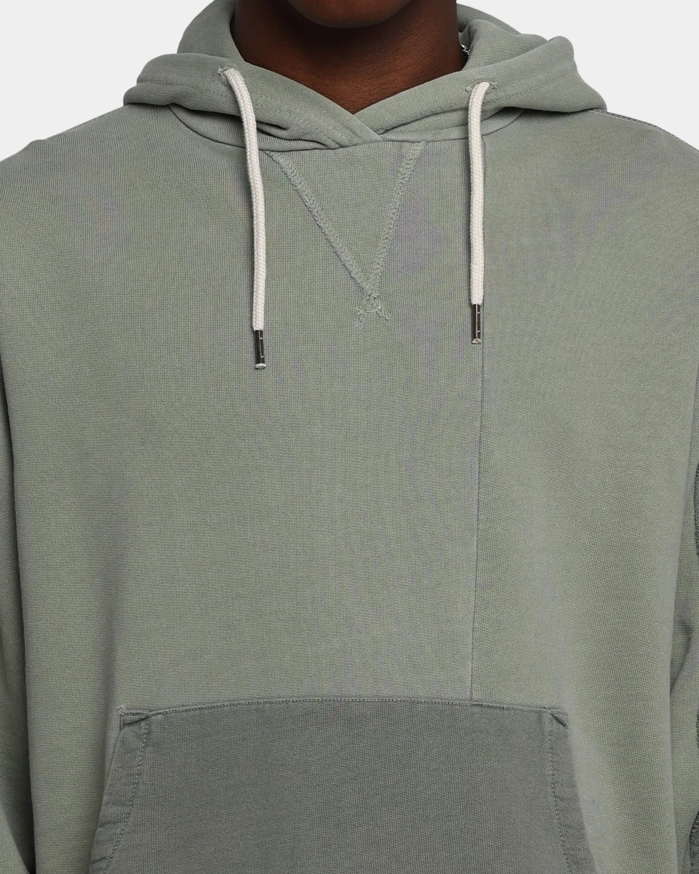 MNML Vintage Hoodie mit Paneele in Olive