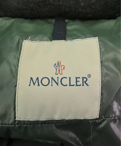 MONCLER Daunenjacken/Westen