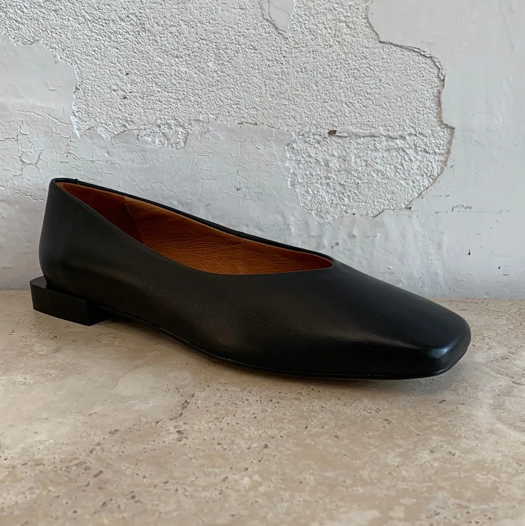 Neo 23511 Schwarze Schuhe_Neo