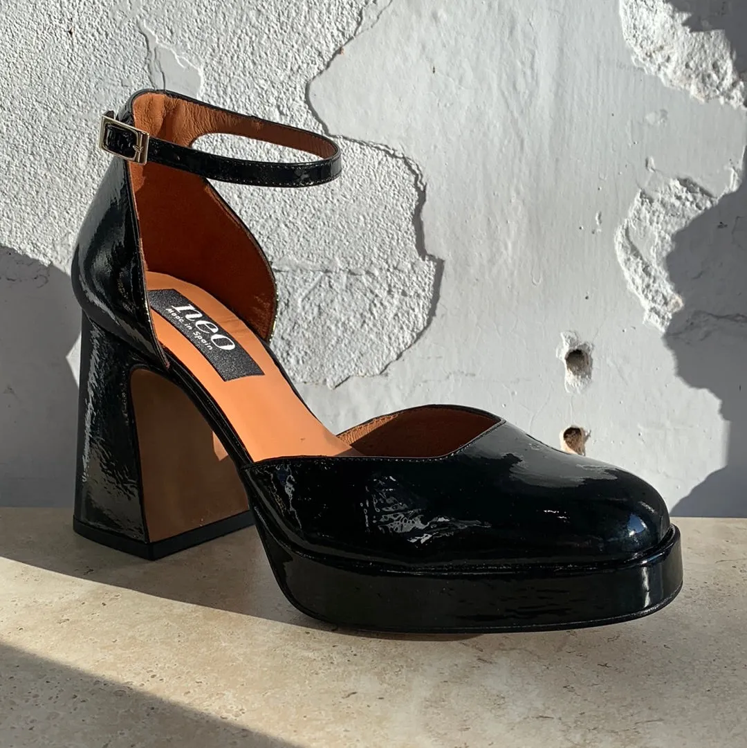 Neo 23566 Schwarze Schuhe_Neo