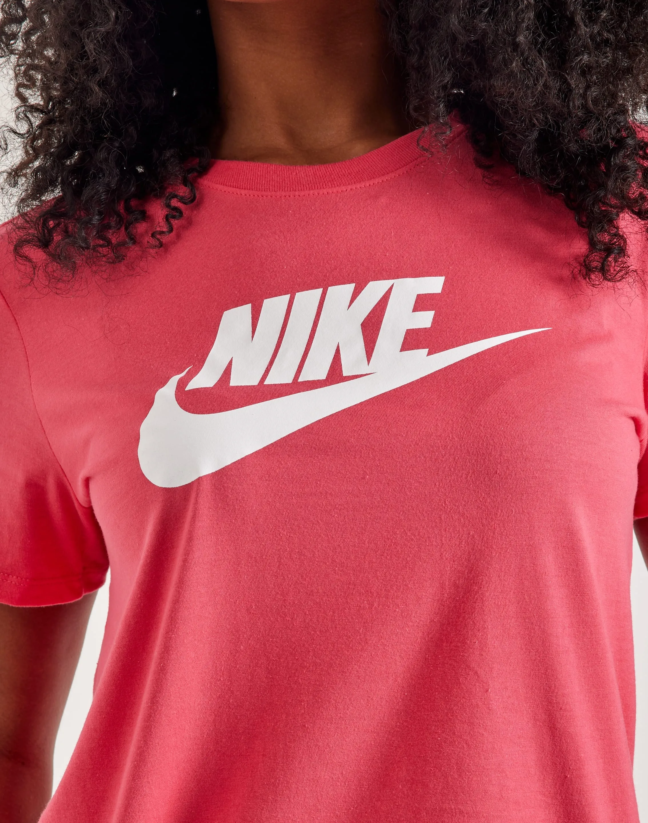 Nike Essential Icon Futura T-Shirt