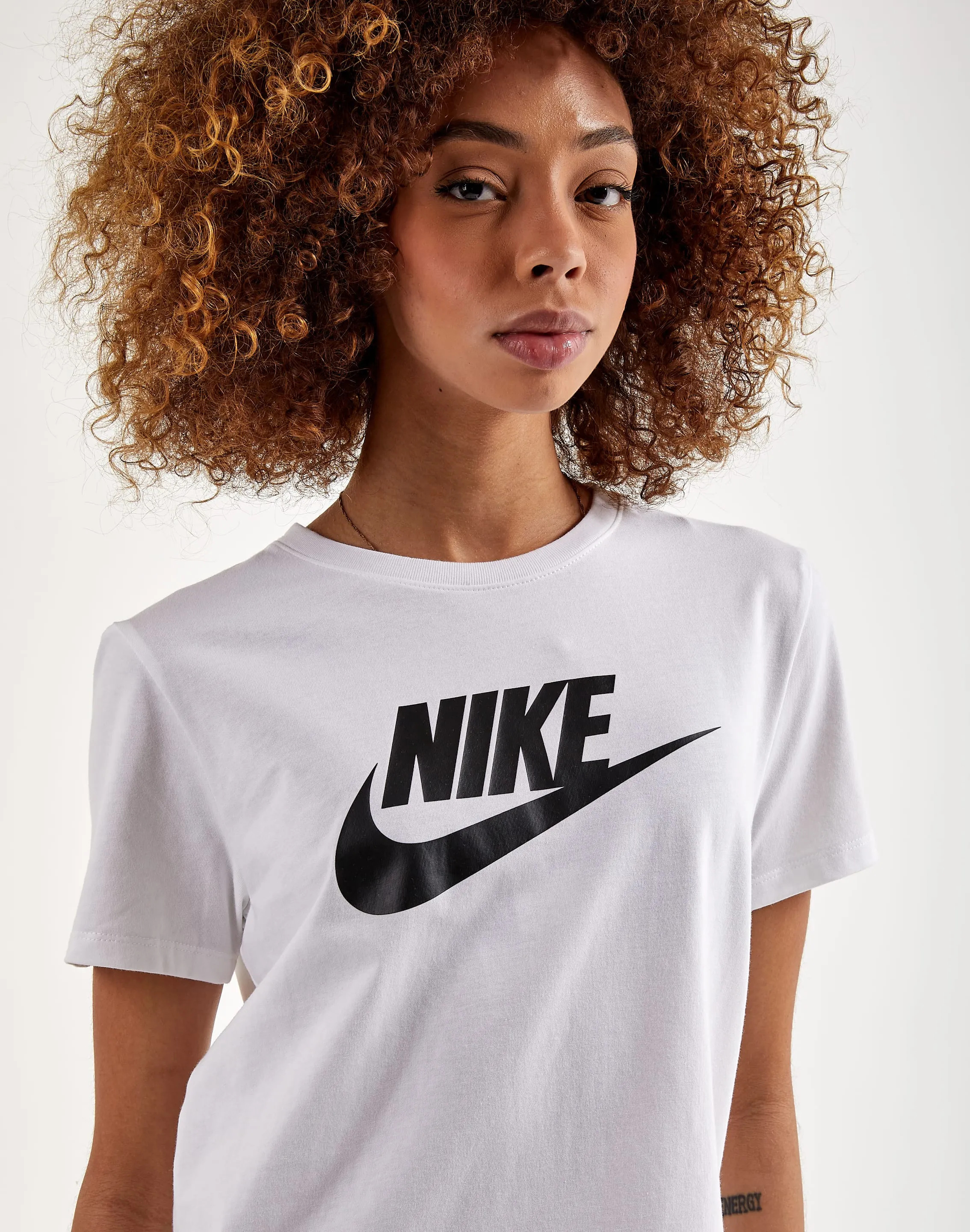 Nike Essential Icon Futura T-Shirt