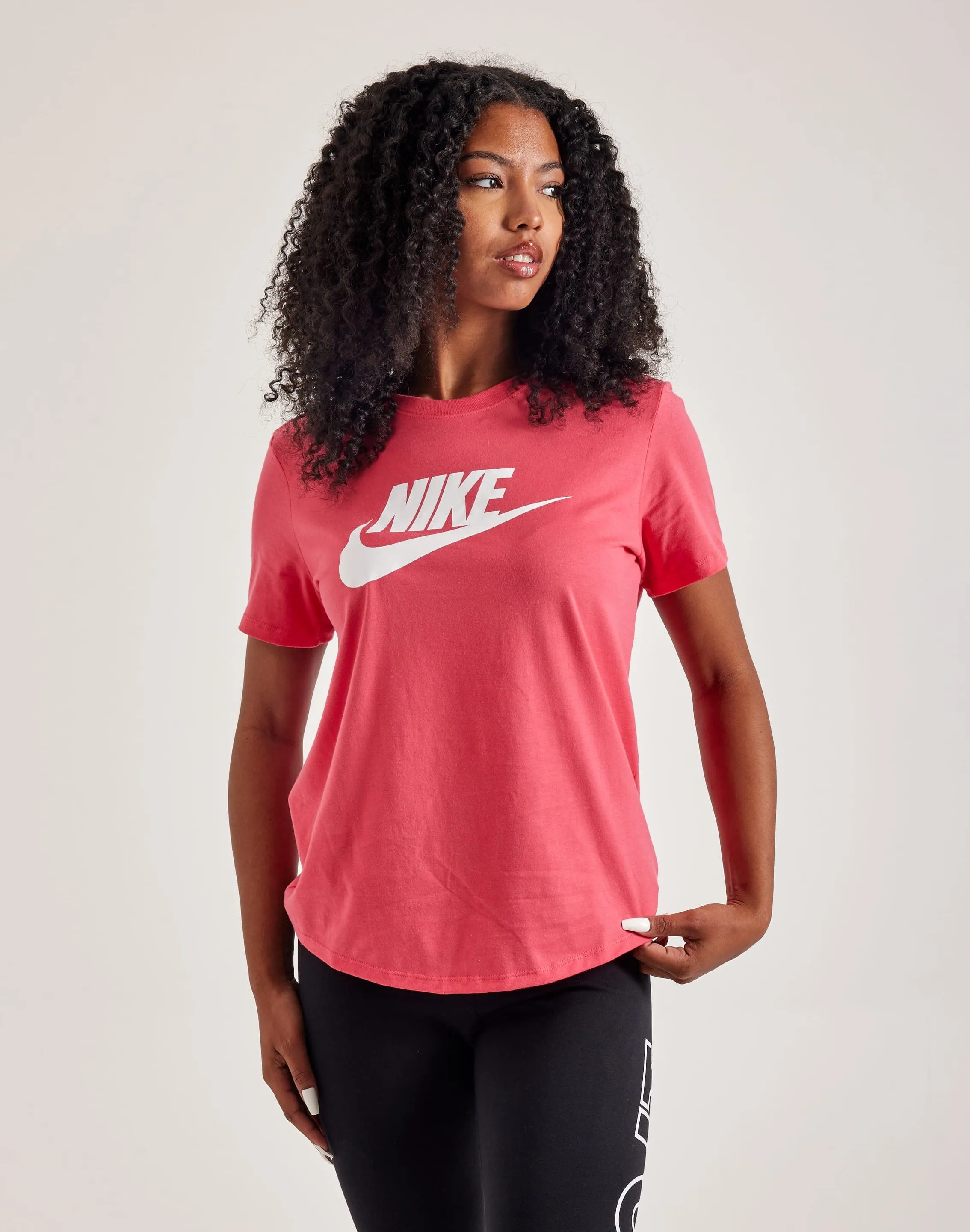 Nike Essential Icon Futura T-Shirt