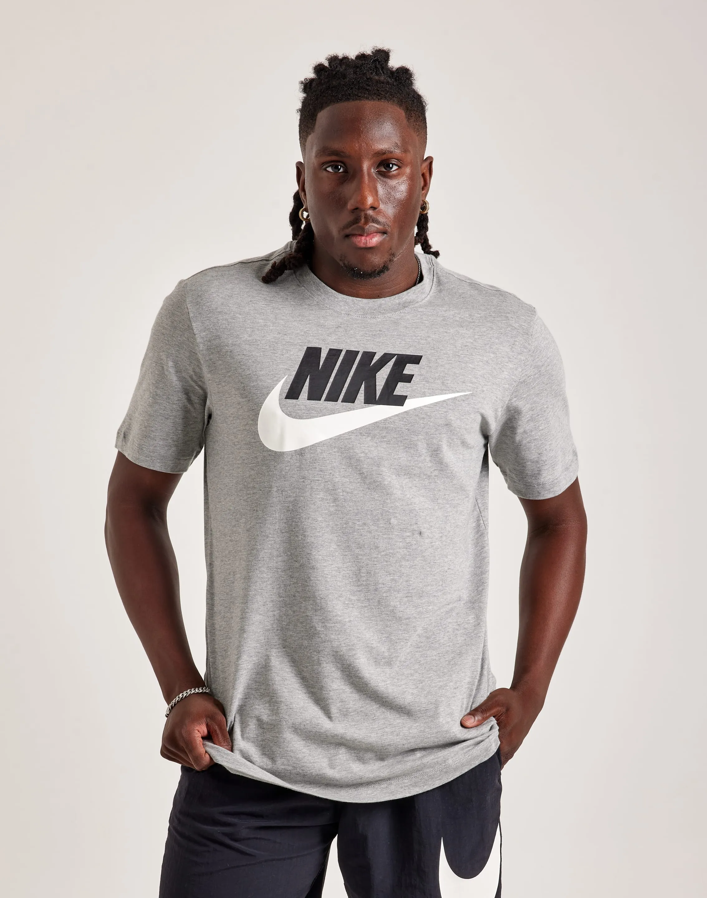 Nike Icon Futura T-Shirt