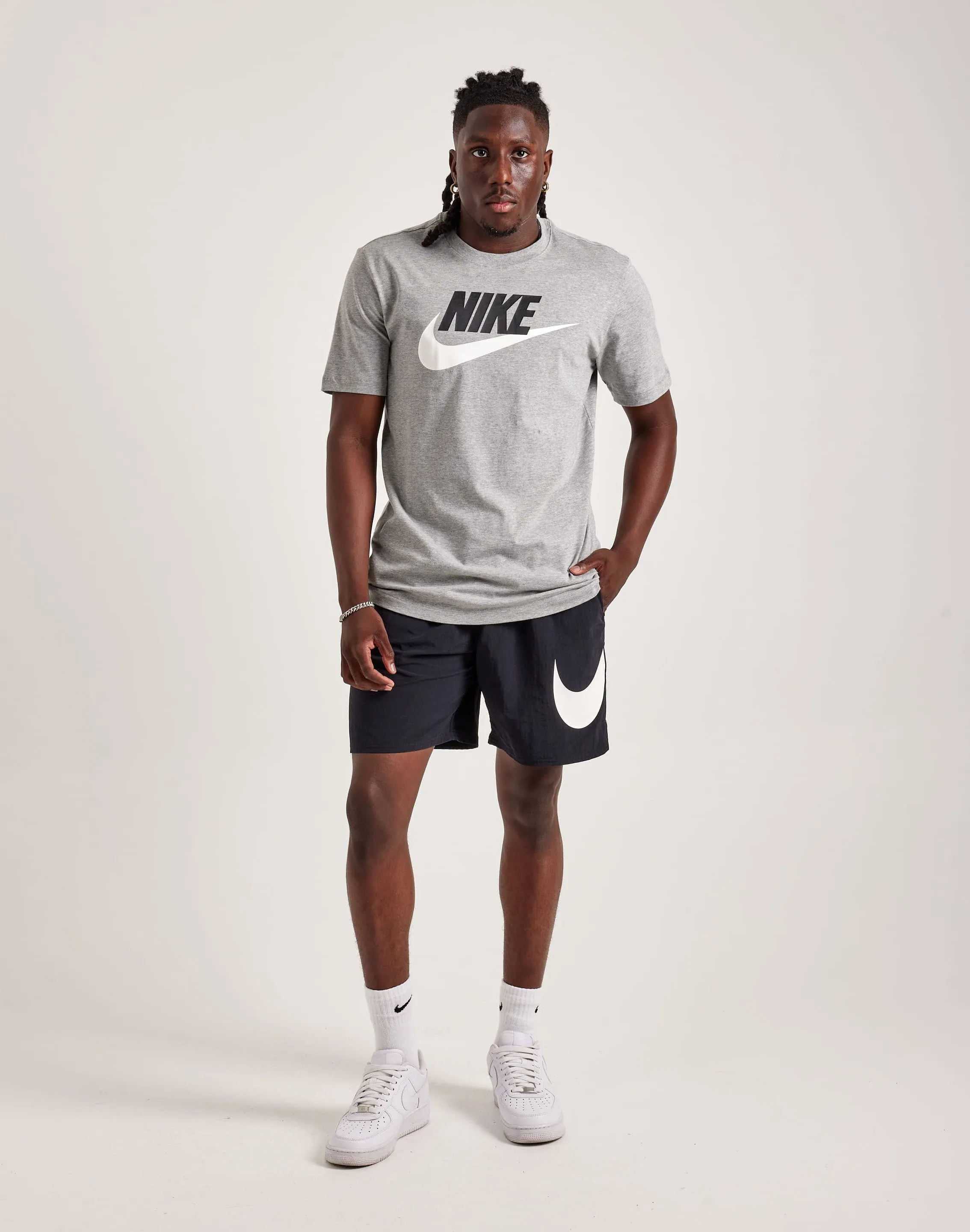 Nike Icon Futura T-Shirt