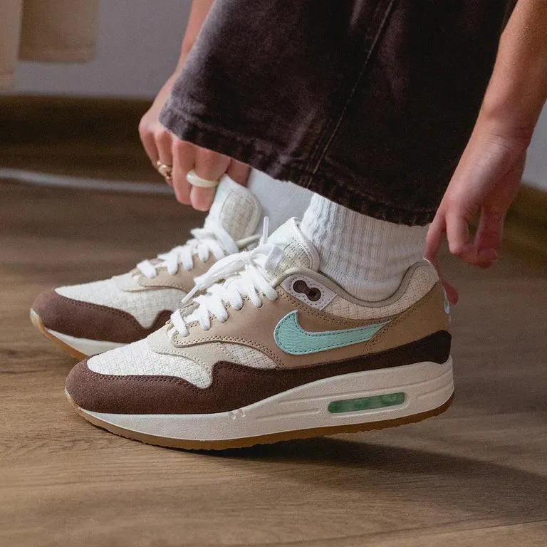 Nike Sneakers Nike Air Max 1 'Crepe Hanf' 2022