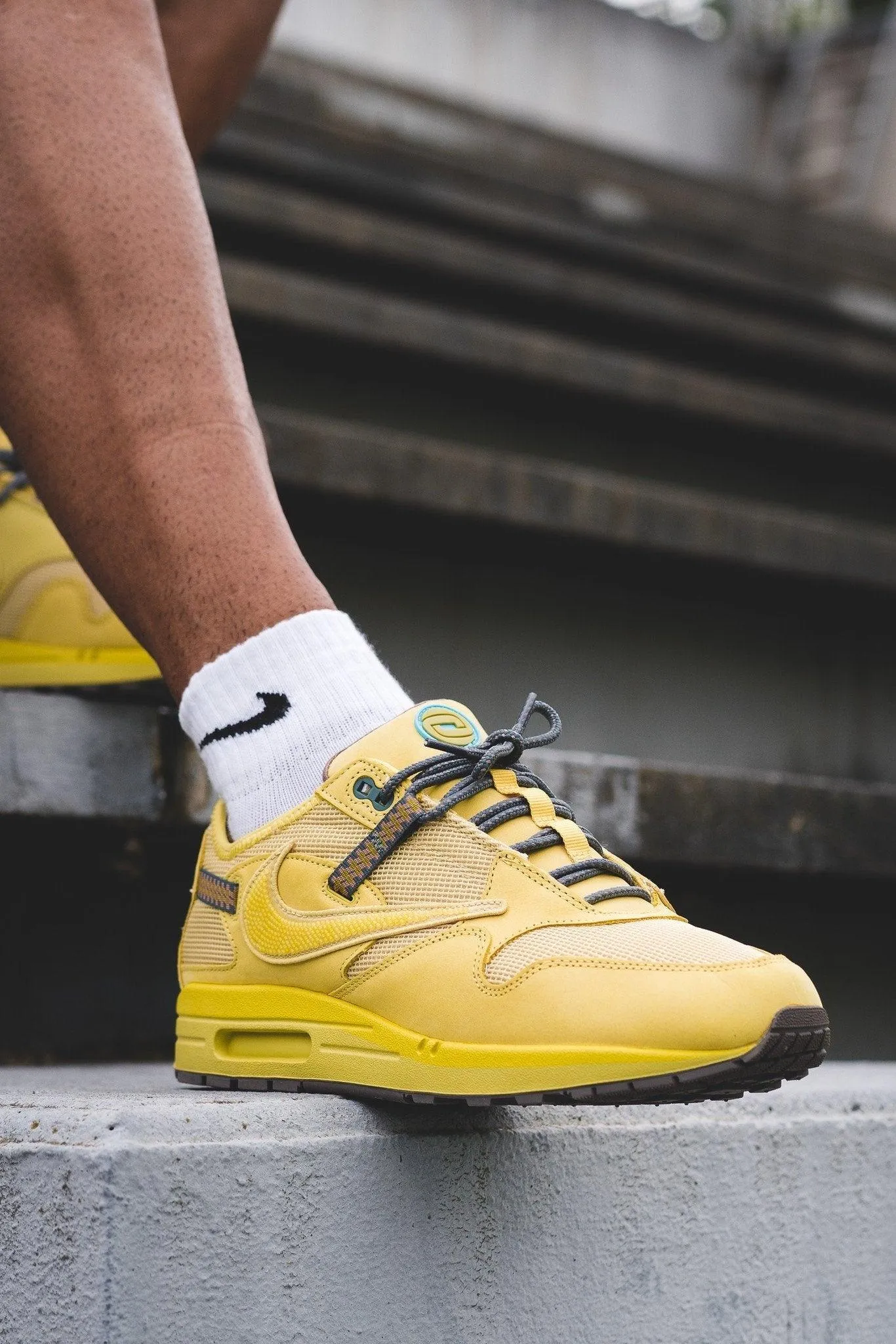 Nike Sneakers Nike Air Max 1 Travis Scott Cactus Jack 'Saturn Gold'