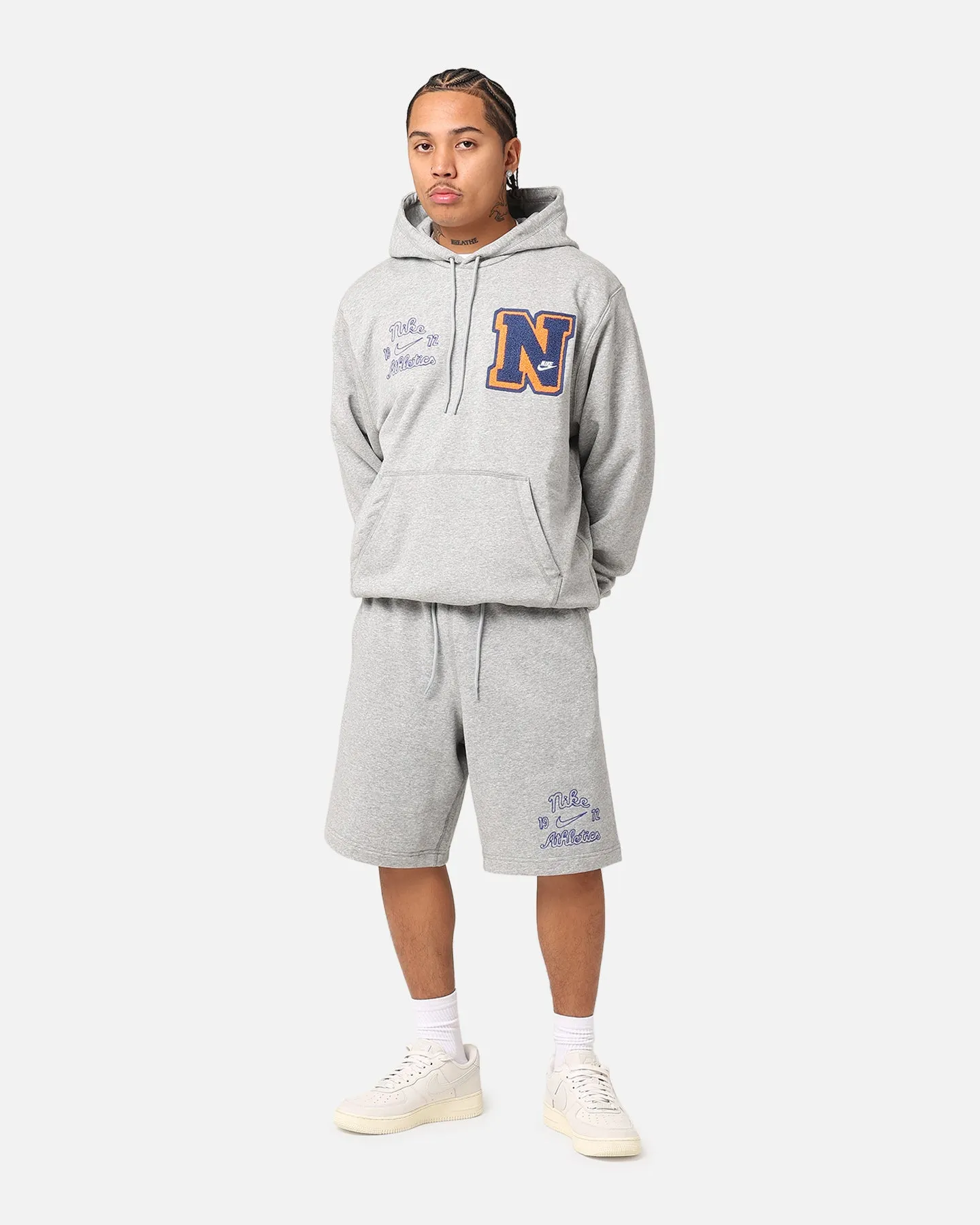 Nike Sportswear Club Essential Hoodie Dunkelgrau Melange