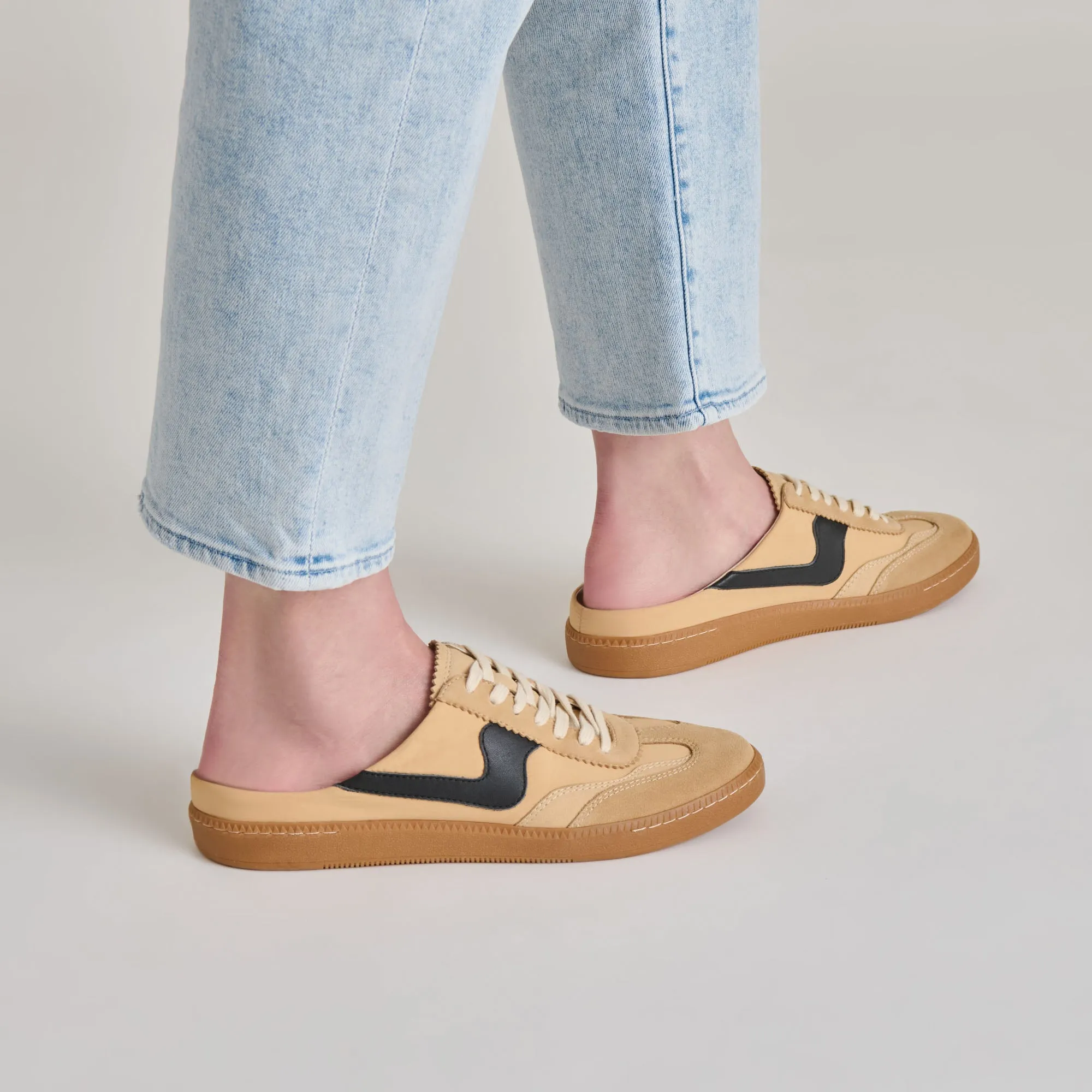 HINWEIS SLIDE SNEAKERS BRAUN MULTI SUEDE