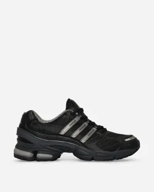 Ozweego Pro Sneakers Kernschwarz / Eisenmetallic / Grau Six